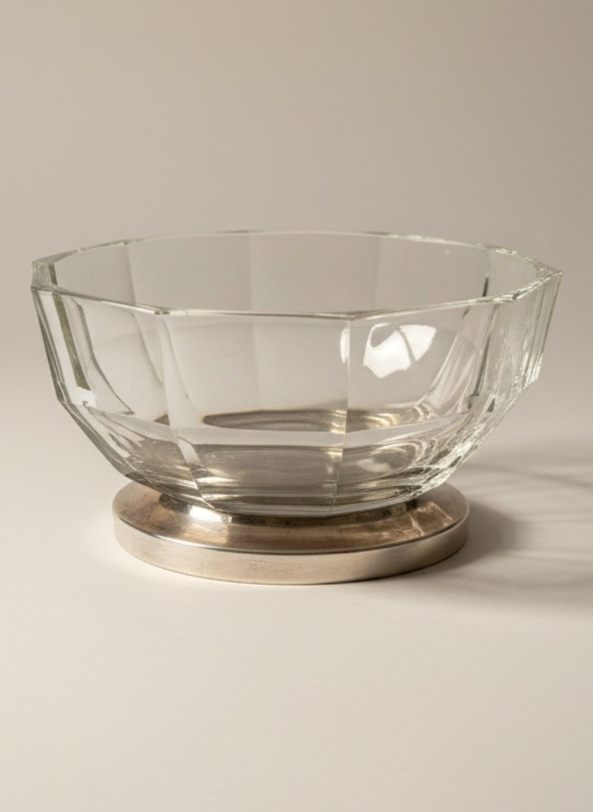 Atlas & Arden faceted crystal bowl with a silver base, 8" diameter, Italian mid-to-late 20th century.