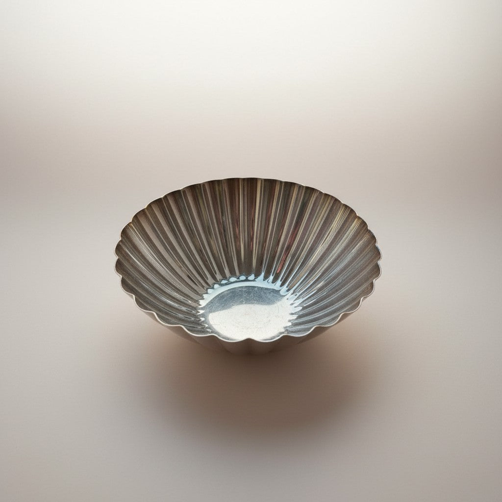 Atlas & Arden Reed & Barton silverplate bowl with deep flutes and scalloped rim, pedestal foot, mid-20th century.