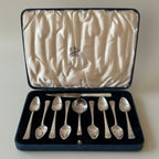 Atlas & Arden sterling silver tea set with eight teaspoons and a tea strainer in a fitted blue case. Classic Old English pattern.